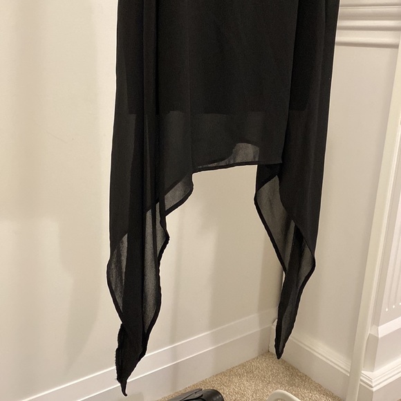 Black asymmetric blouse - Picture 4 of 4